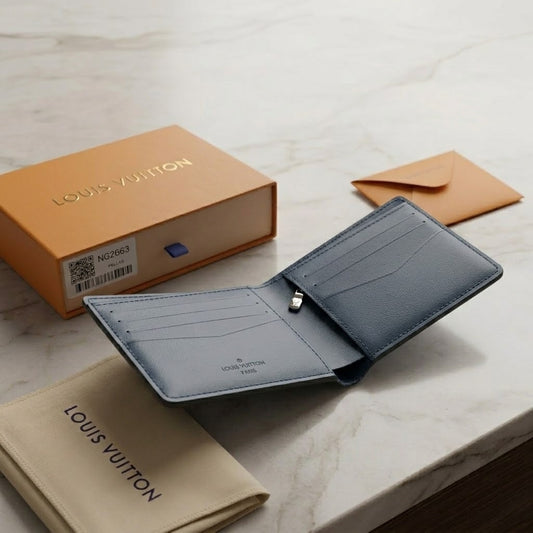 Men’s Premium Leather Bifold Wallet – Slim Designer Card Holder